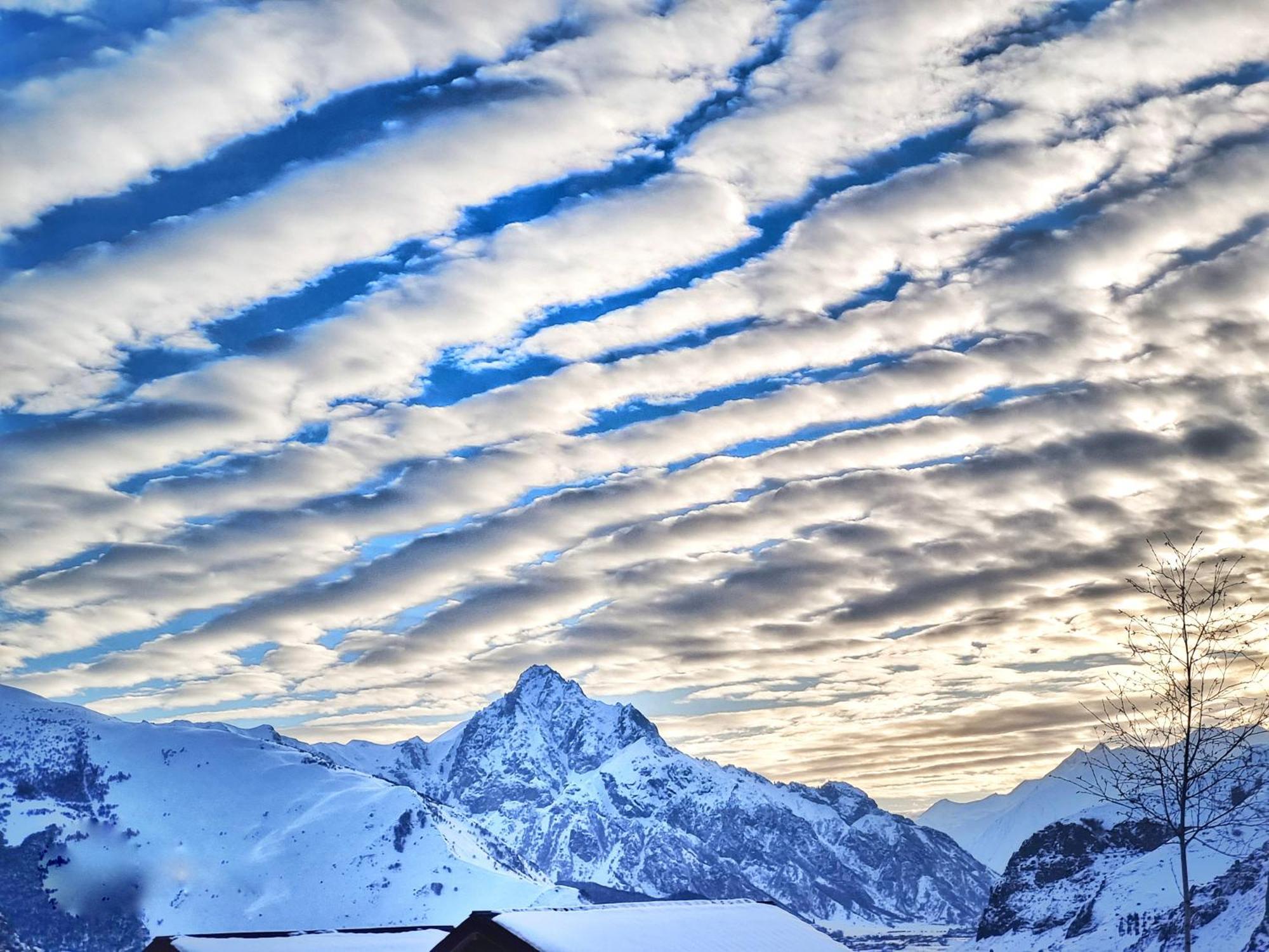 Sunshine Kazbegi Hotel Exterior foto